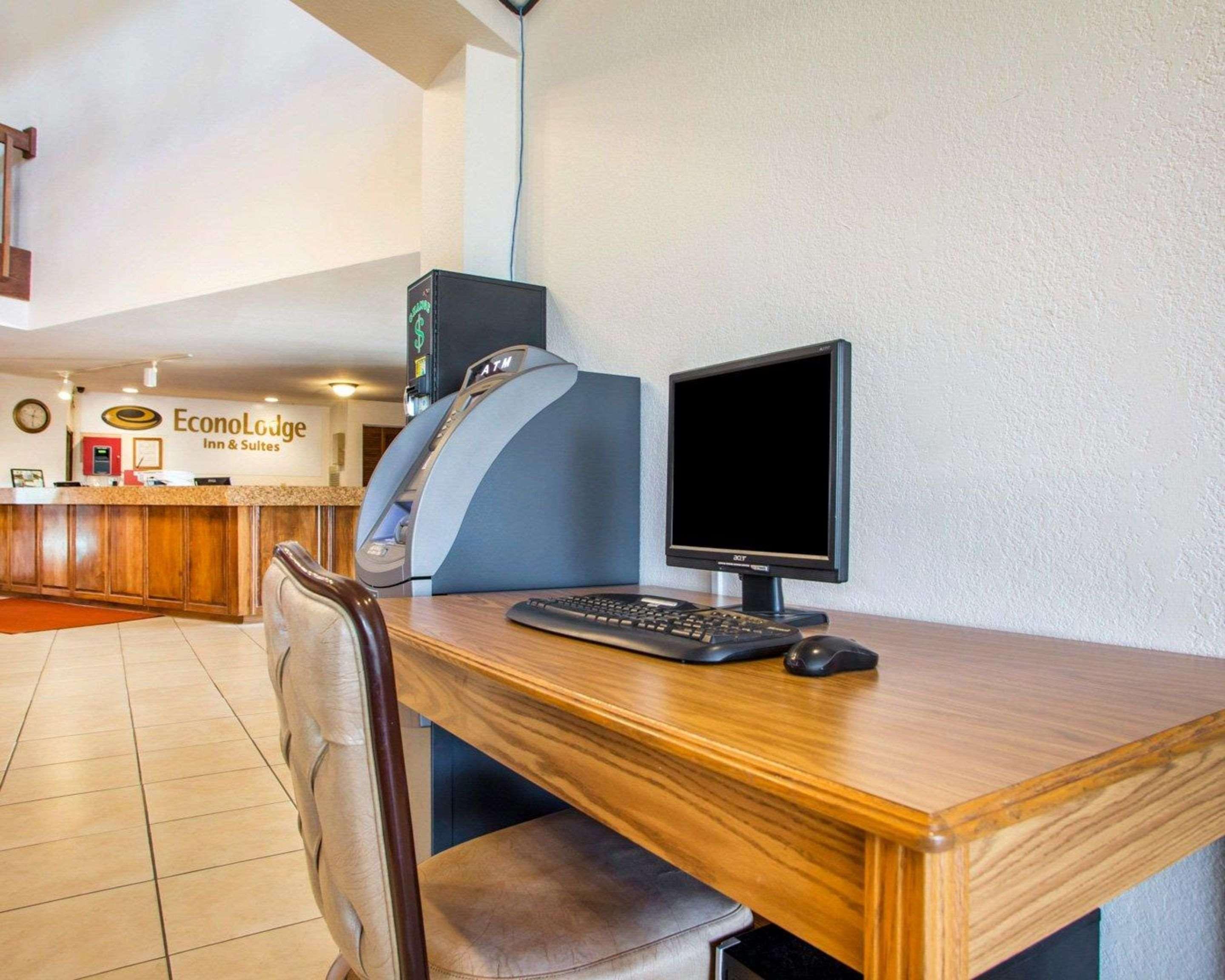 University Inn & Suites Stevens Point Exteriér fotografie