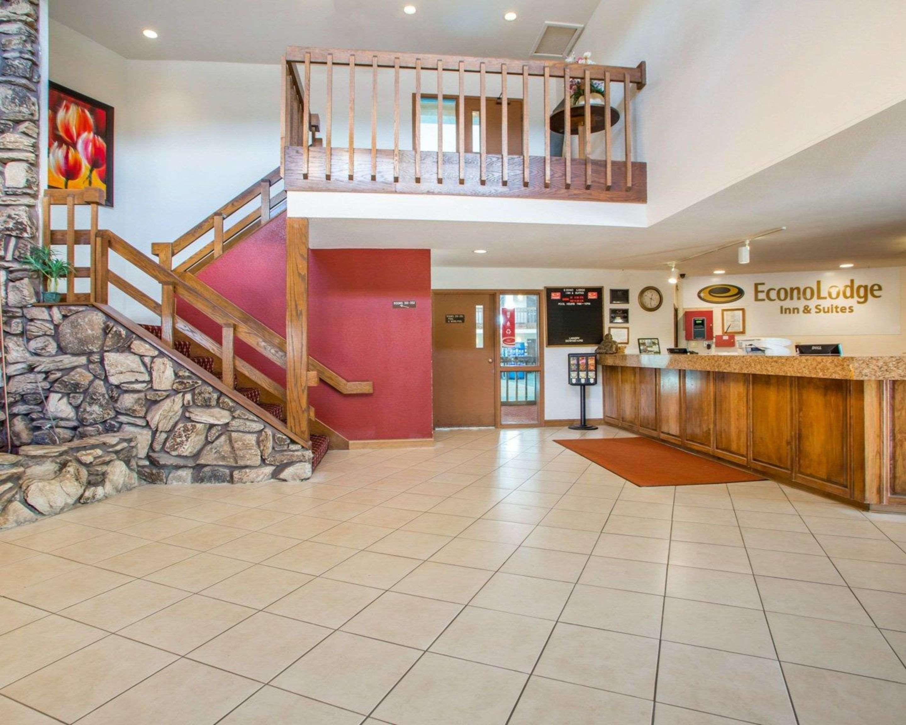 University Inn & Suites Stevens Point Exteriér fotografie