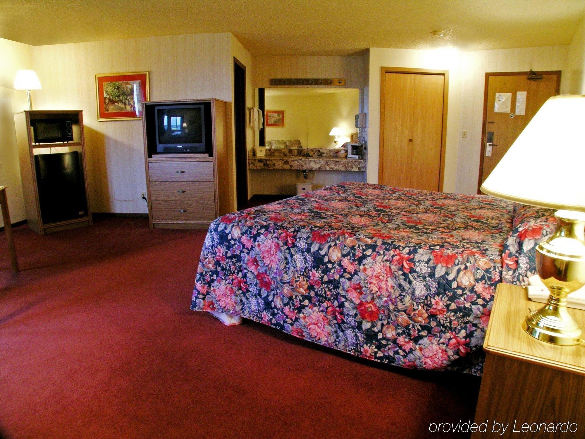 Econo Lodge Inn & Suites Stevens Point Exteriér fotografie