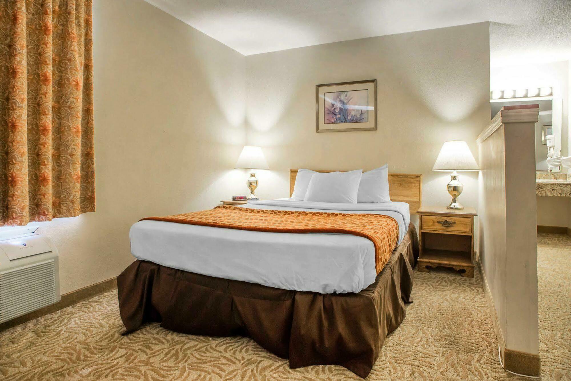 University Inn & Suites Stevens Point Exteriér fotografie